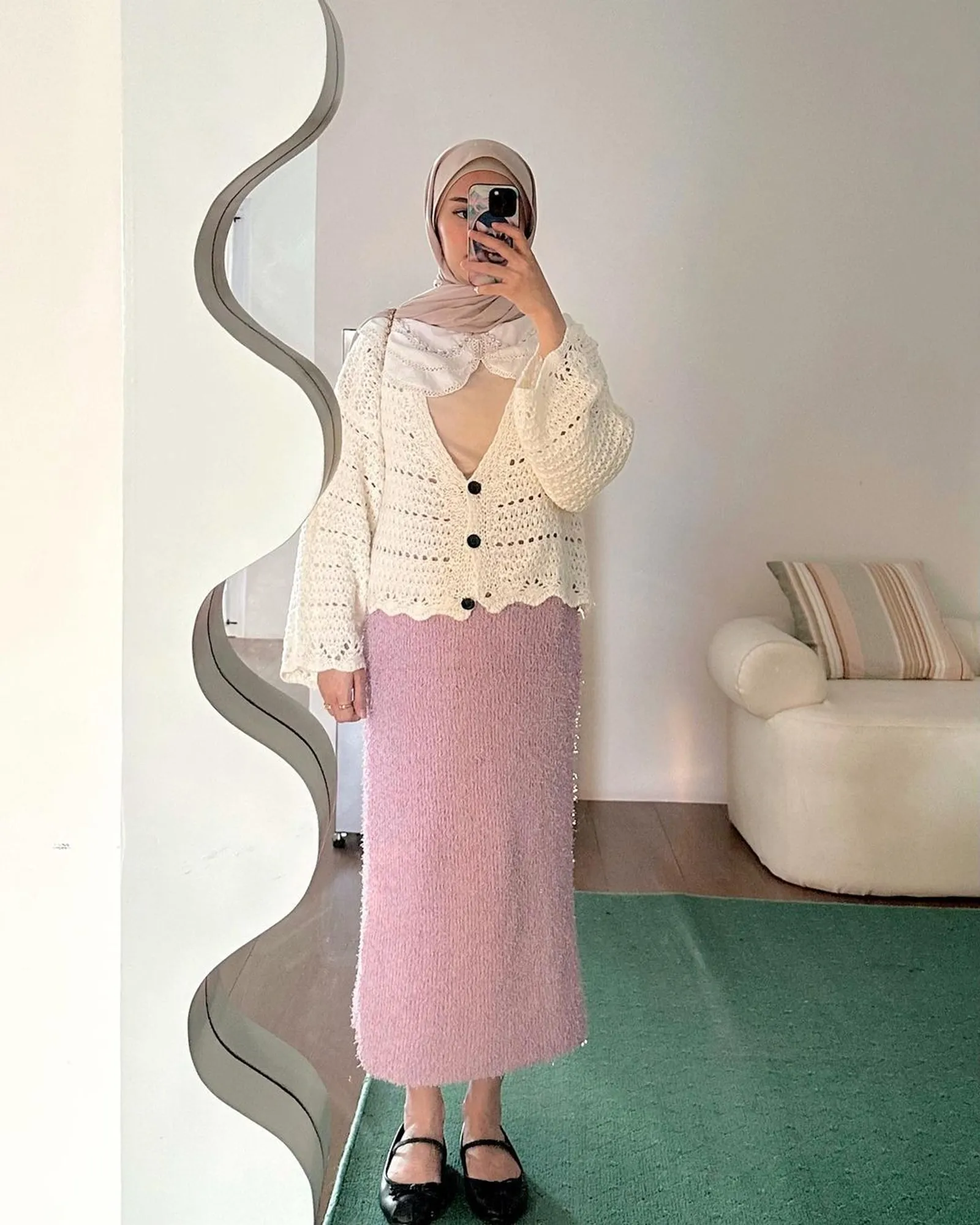 Ide Outfit Hijab dengan Gaya Vintage Kasual