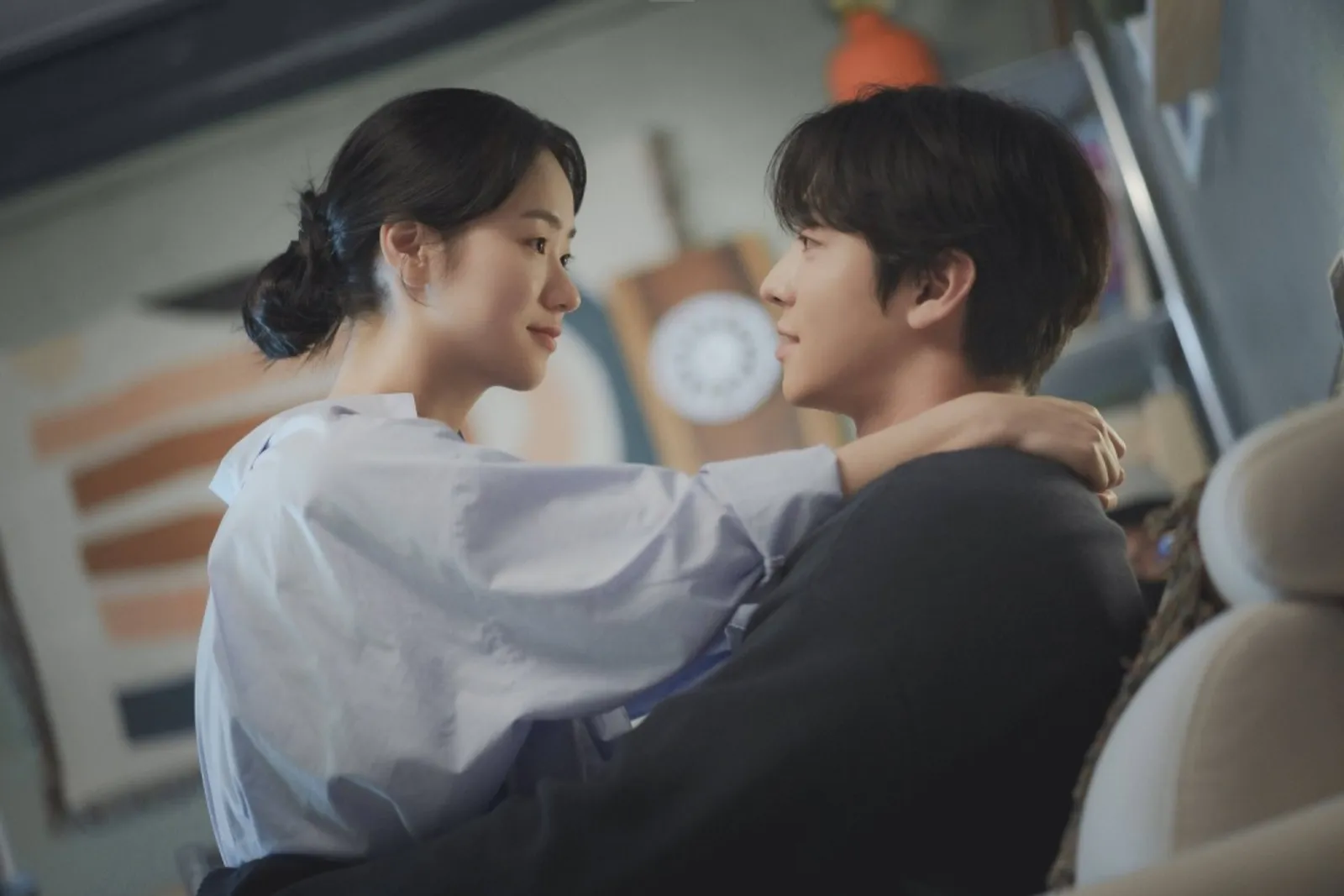 8 Keunikan 'A Time Called You', Drakor Ahn Hyo Seop & Jeon Yeo Been
