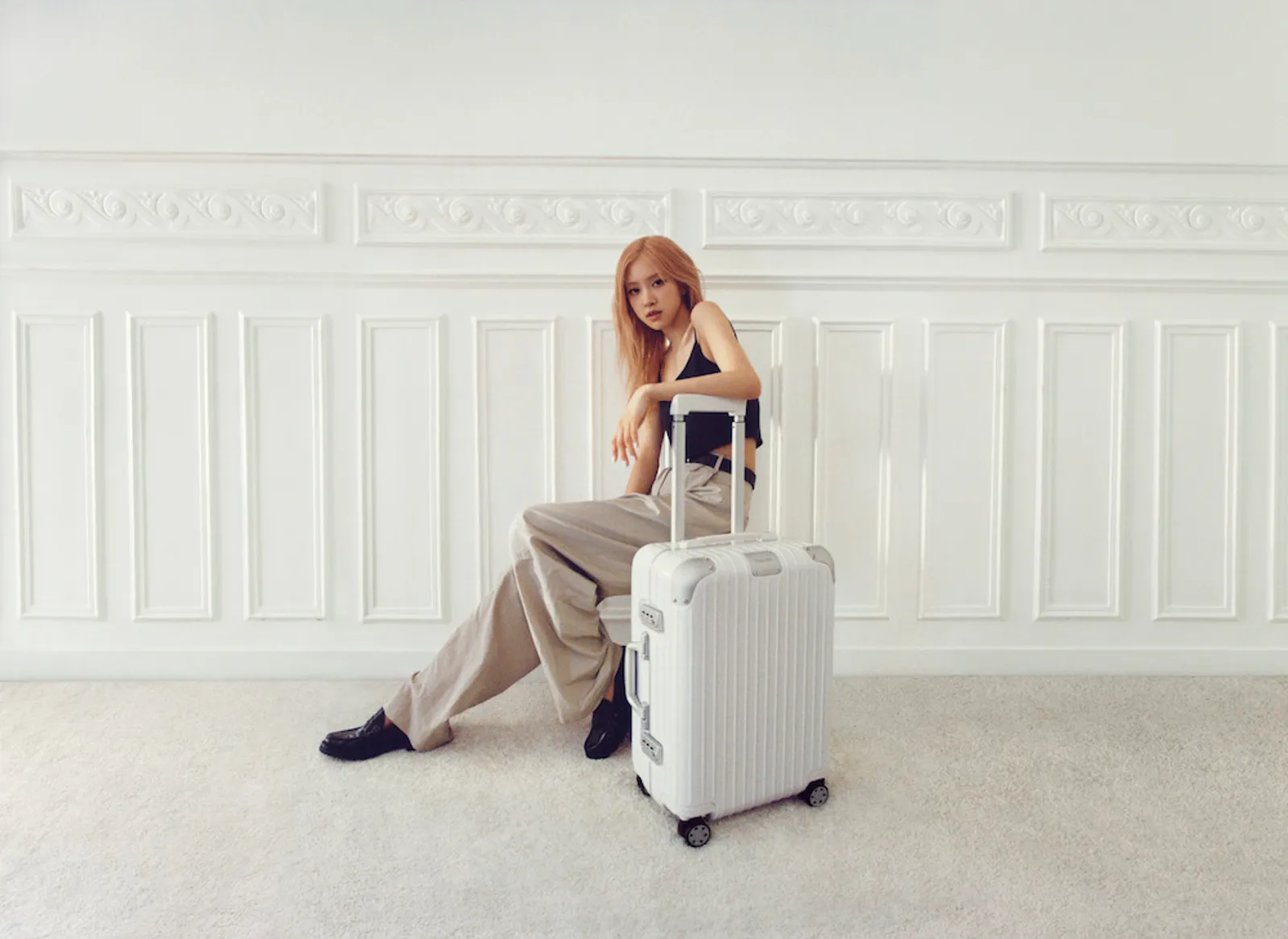 Rosé ‘BLACKPINK’, Mbappé dan Lewis Hamilton Bintangi Campaign Rimowa