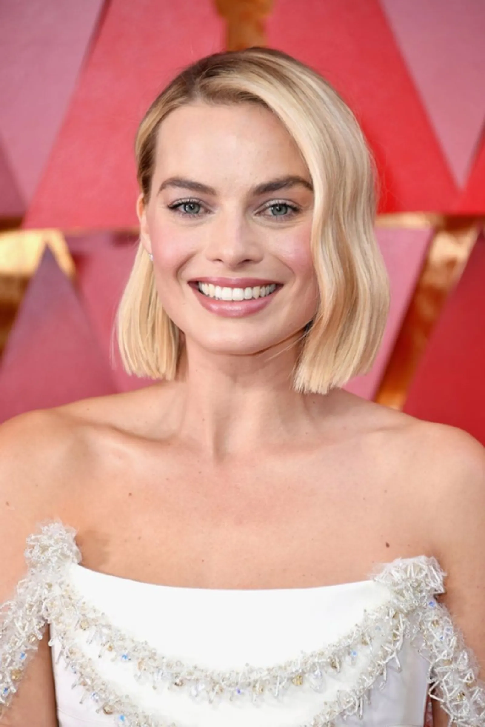 7 Inspirasi Gaya Rambut Bob, Jadi Favorit Para Artis Hollywood!