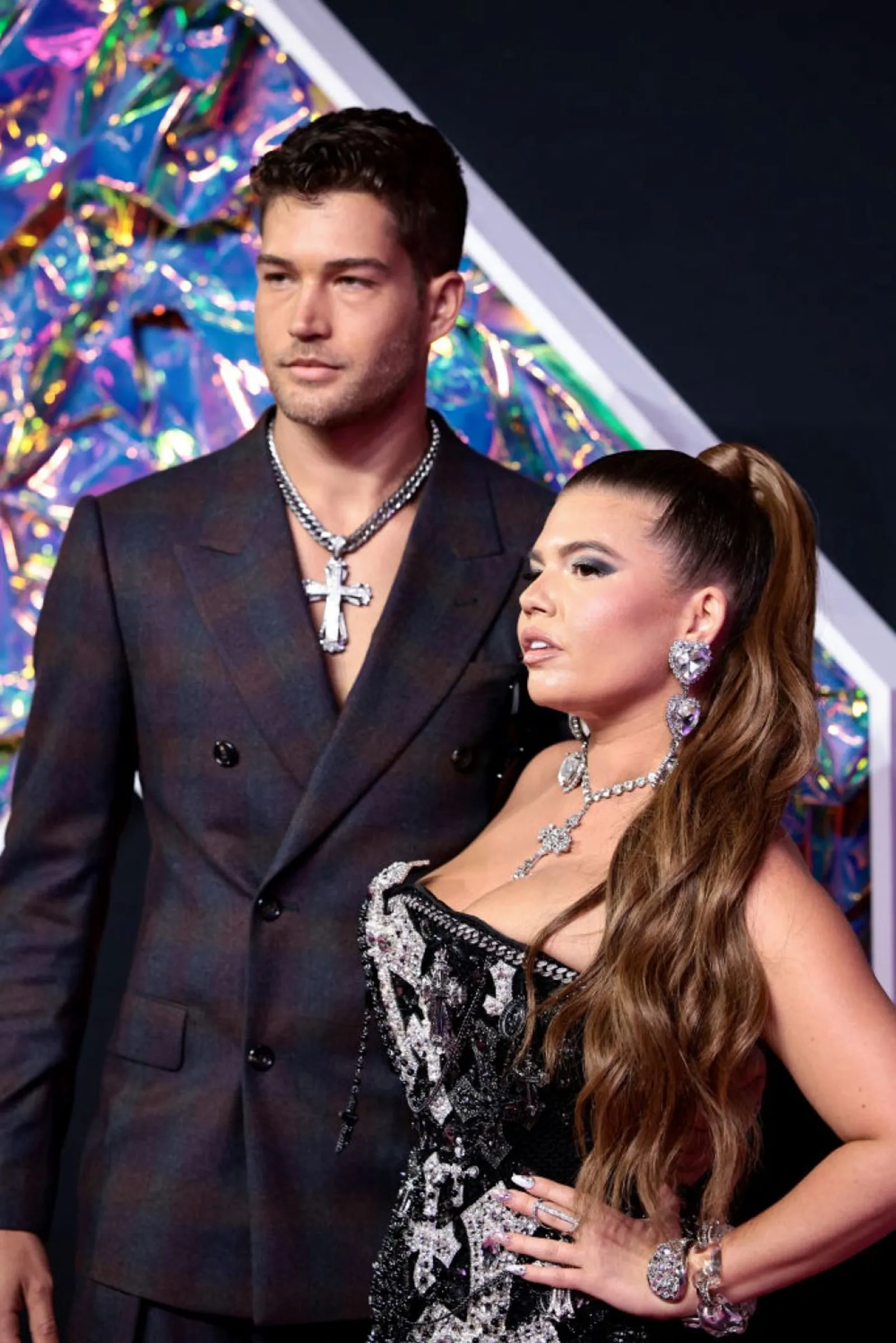 10 Pasangan Seleb Hollywood yang Hadir di Red Carpet MTV VMA 2023