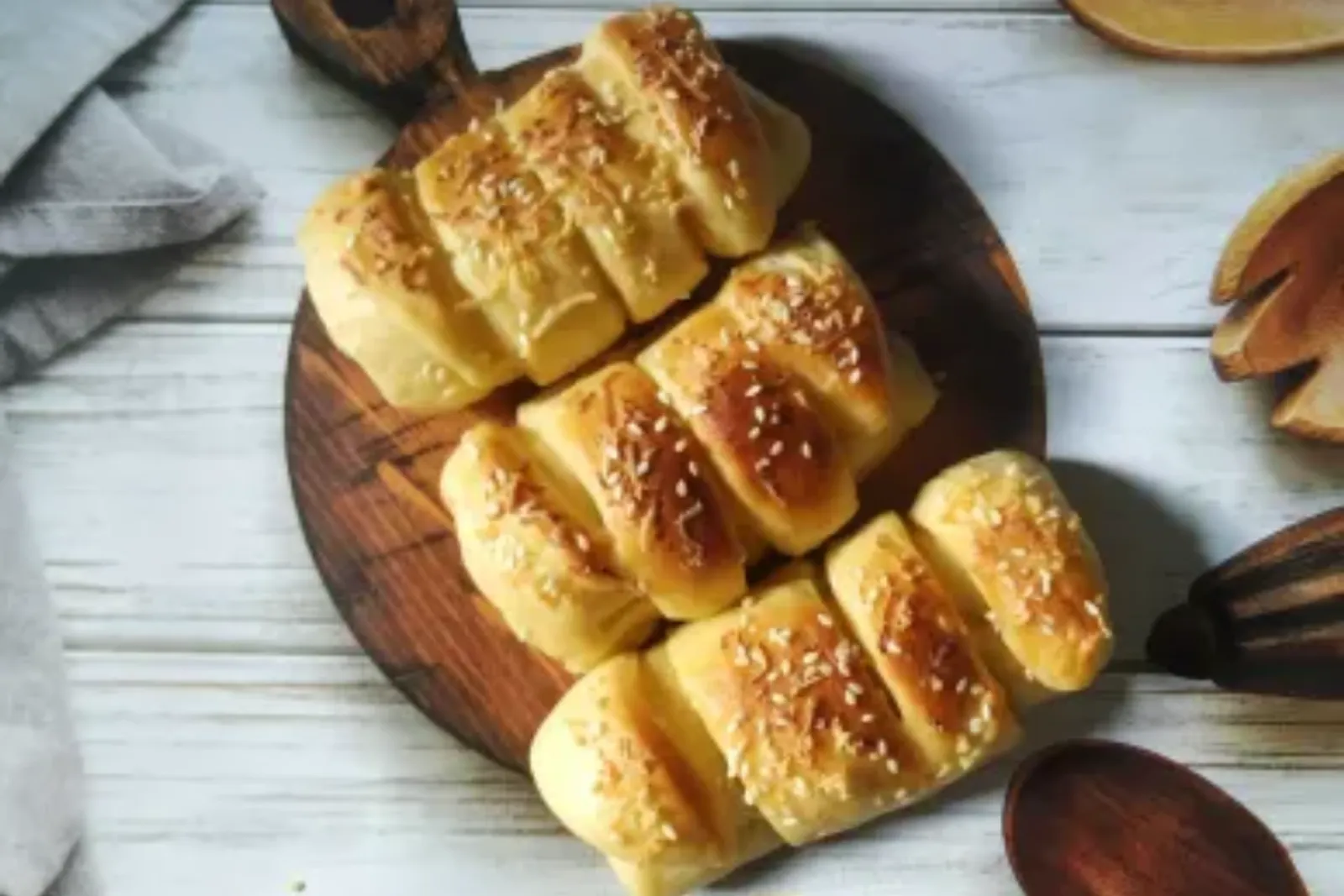 10 Cara Buat Roti Pisang yang Cocok Jadi Camilan di Rumah