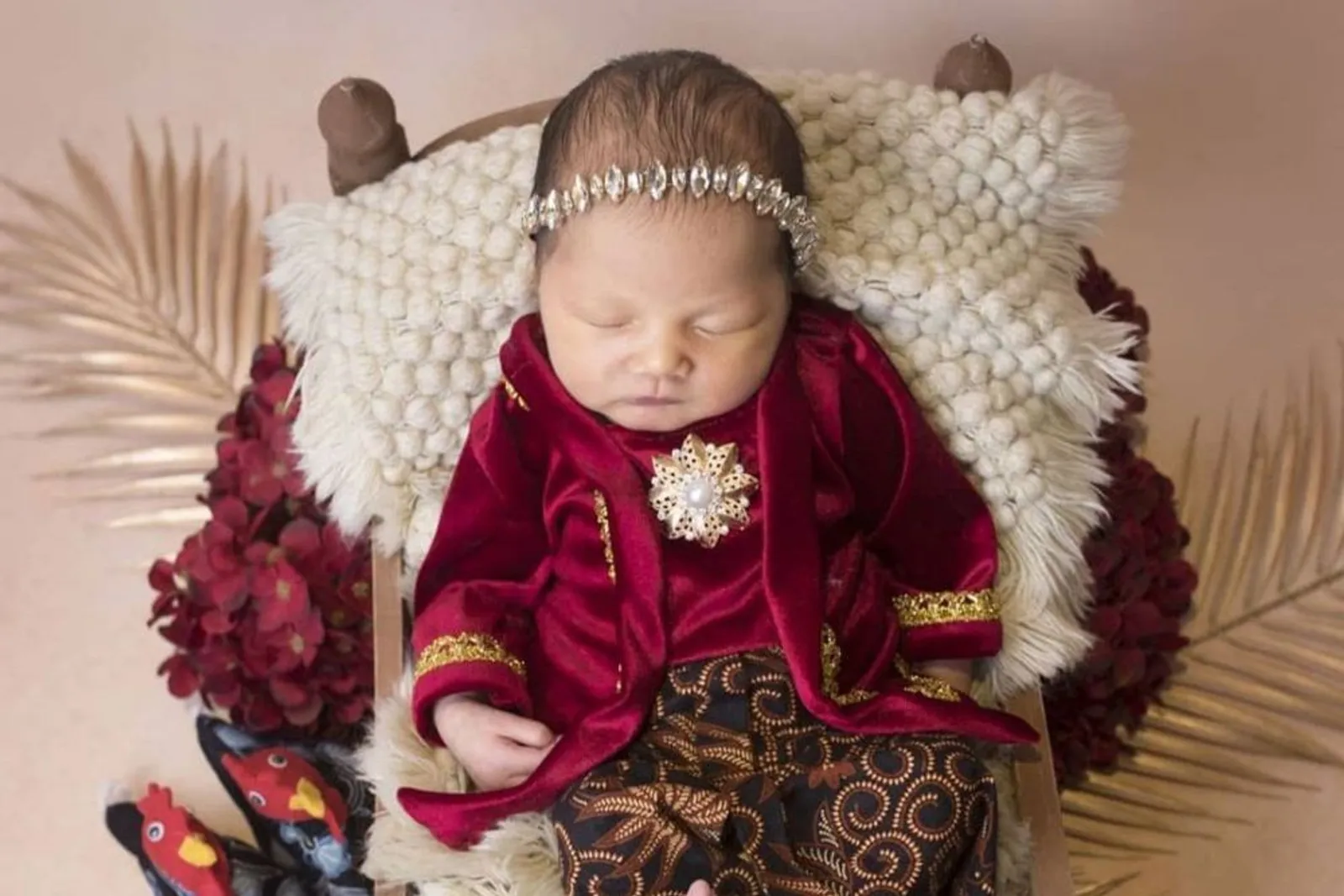 112 Nama Bayi Perempuan Jawa Manis yang Bisa Jadi Inspirasi