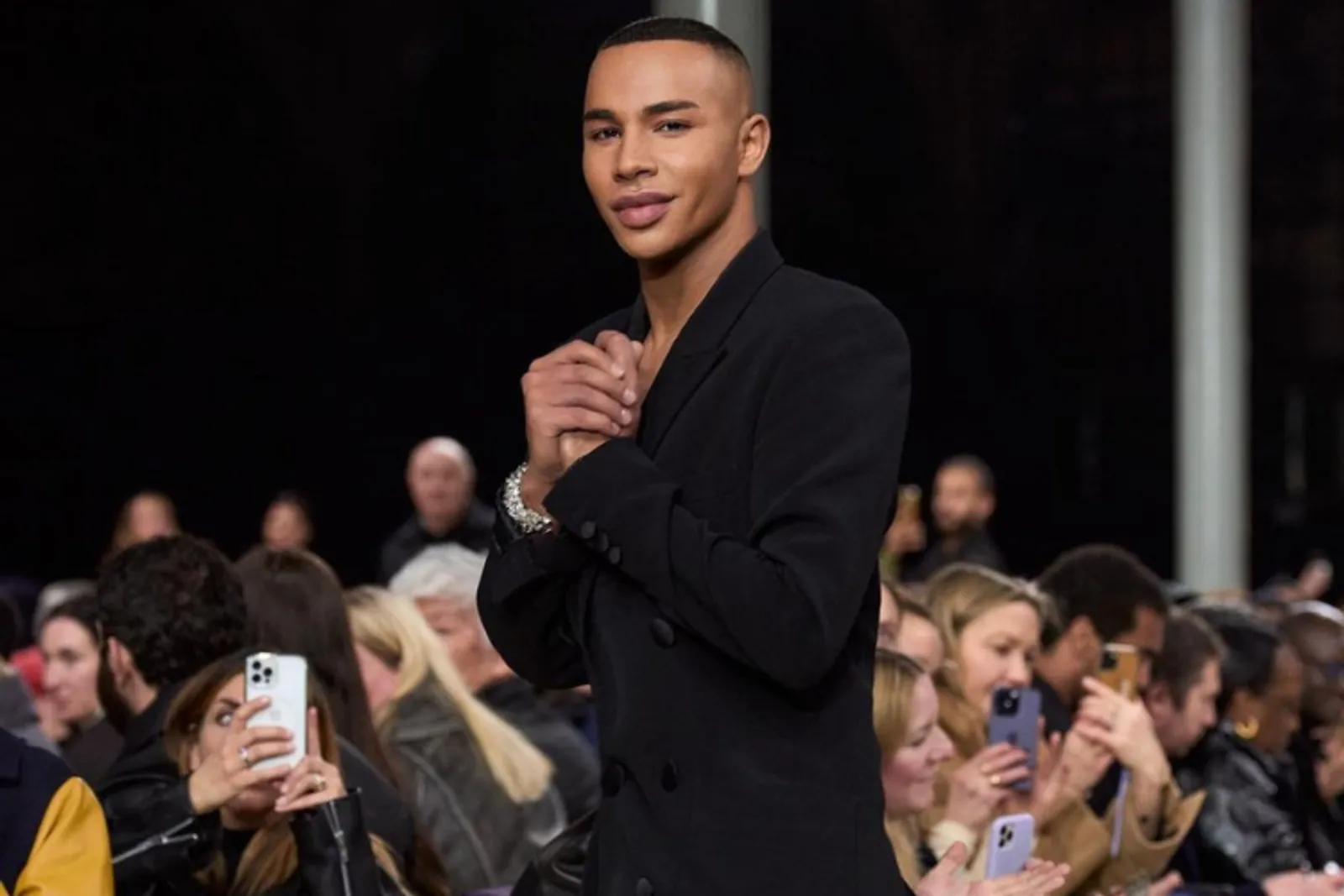 Oh No! Koleksi Terbaru Balmain Hilang Dicuri Jelang Paris Fashion Week