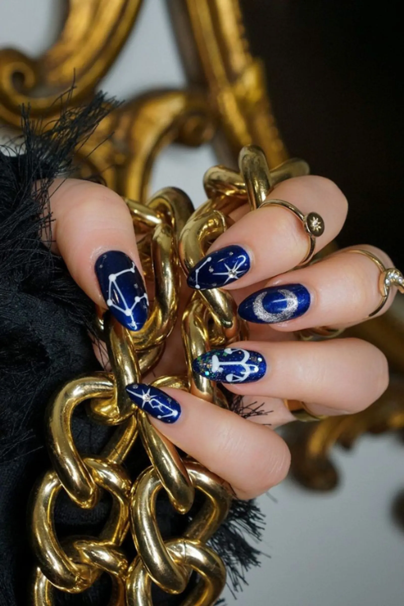 Ini Inspirasi Nail Art Kekinian untuk Kamu yang Berzodiak Libra