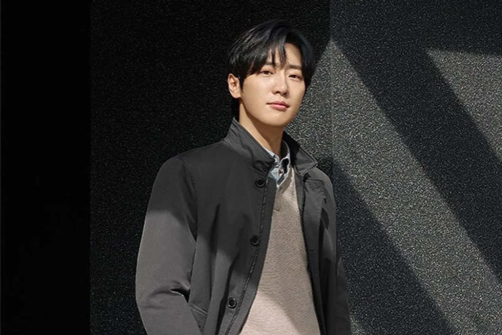 Bukan Jessi, Lee Sang Yeob Umumkan Akan Menikahi Pacar Non-Seleb