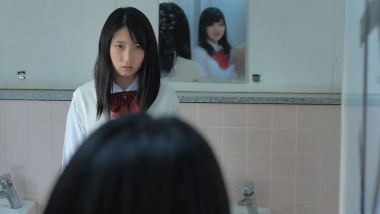 8 Rekomendasi Film Horor Jepang Berlatar Sekolah, Seram dan Mencekam