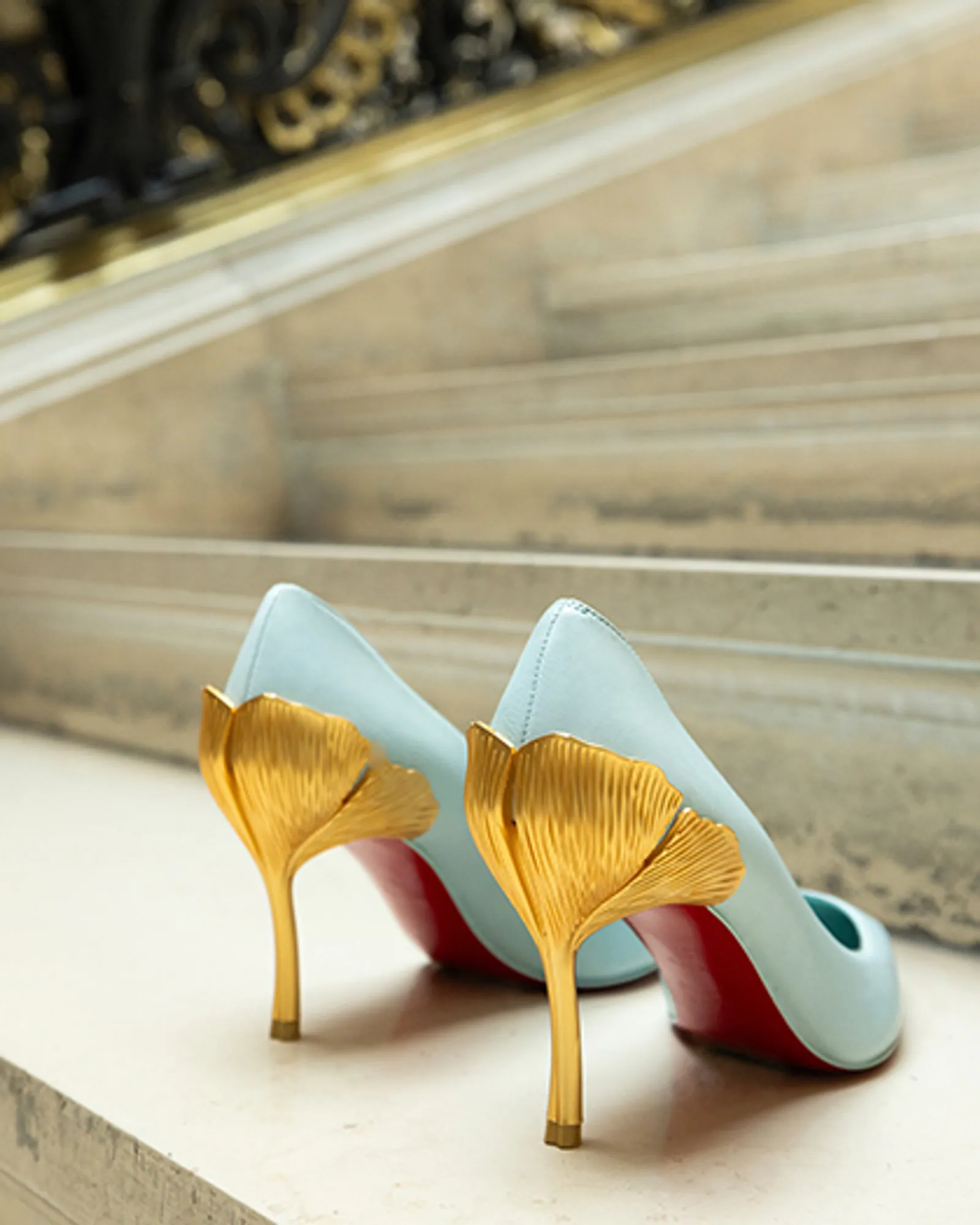 Christian Louboutin 'Loubi Show' Pamerkan Koleksi Spring/Summer 2024