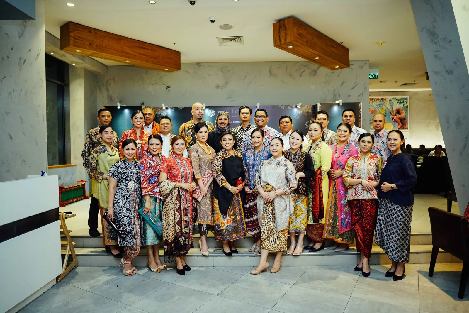 KARNAVALL Batik Nusantara: Pullman Jakarta Central Park x Batik Chic