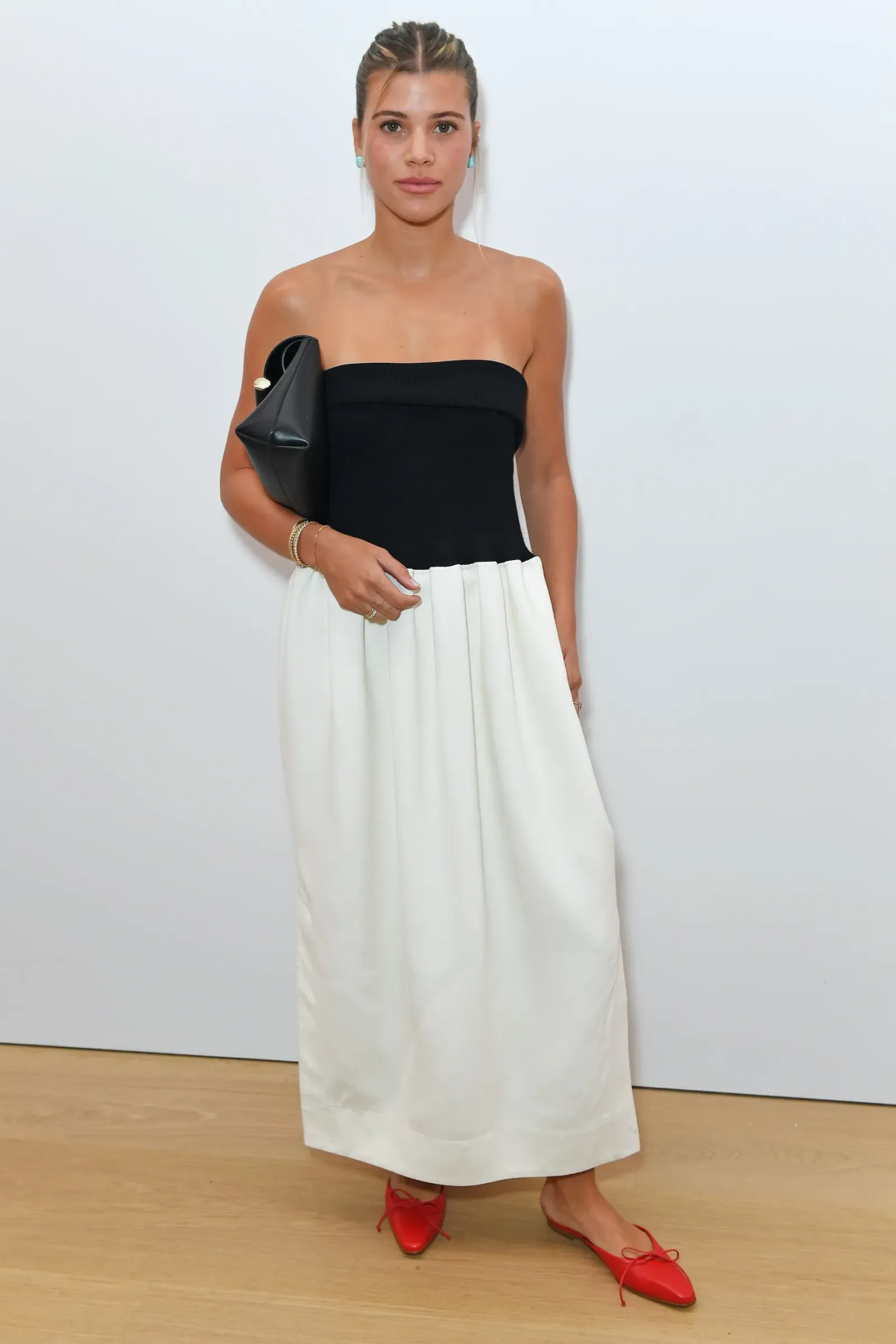 Gaya ‘Quiet Luxury’ Terbaik Sofia Richie Selama Fashion Week
