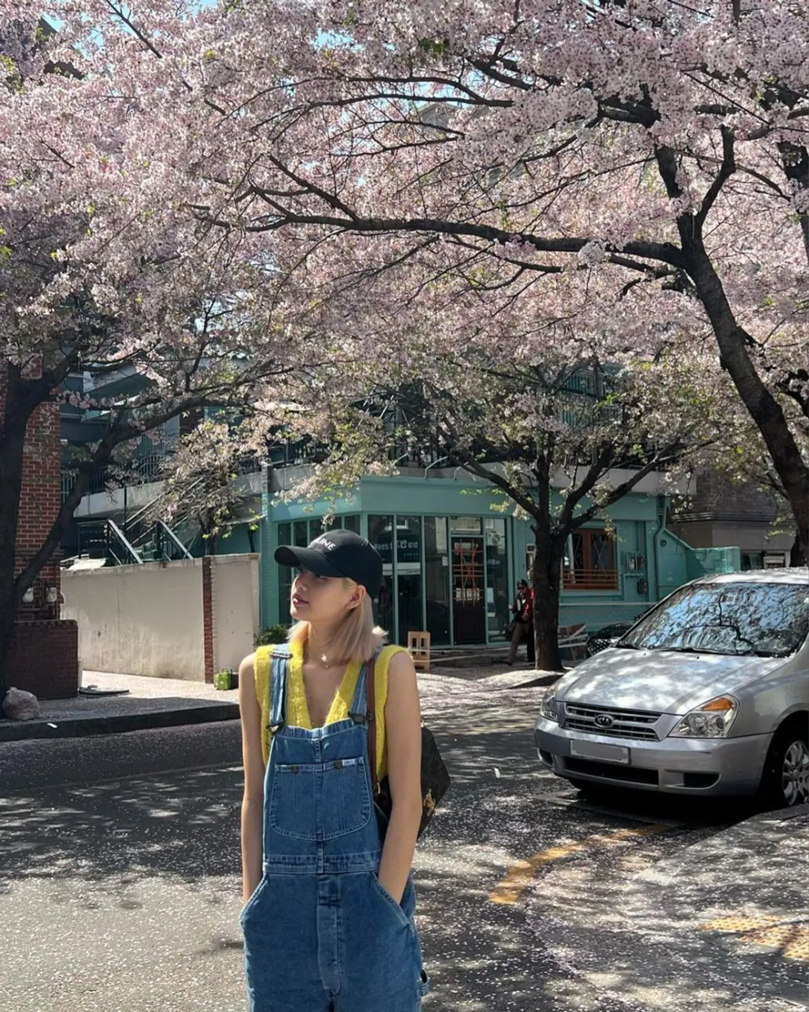 Cara Mix & Match Overall Denim a La K-pop Idol