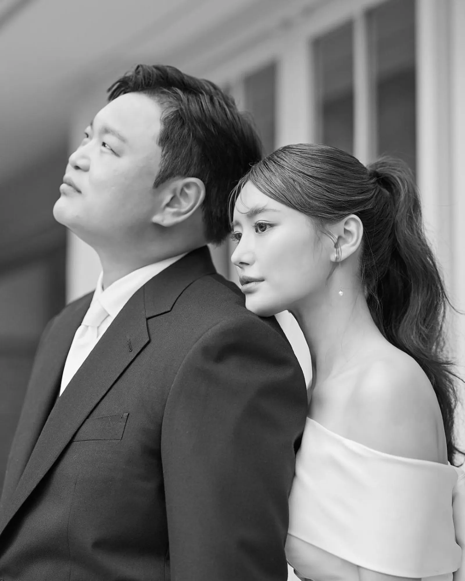 Sebulan Lagi Menikah, 8 Potret Pre-Wedding Aktor Go Kyu Pil dan Amin