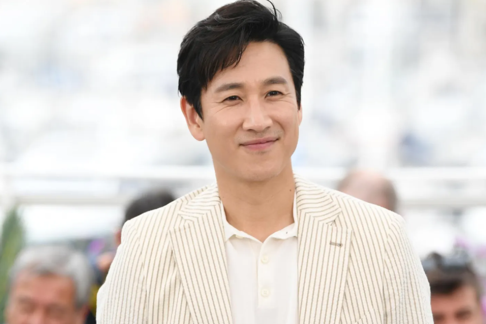 Profil Lee Sun Kyun Aktor Korea Yang Meninggal Dunia