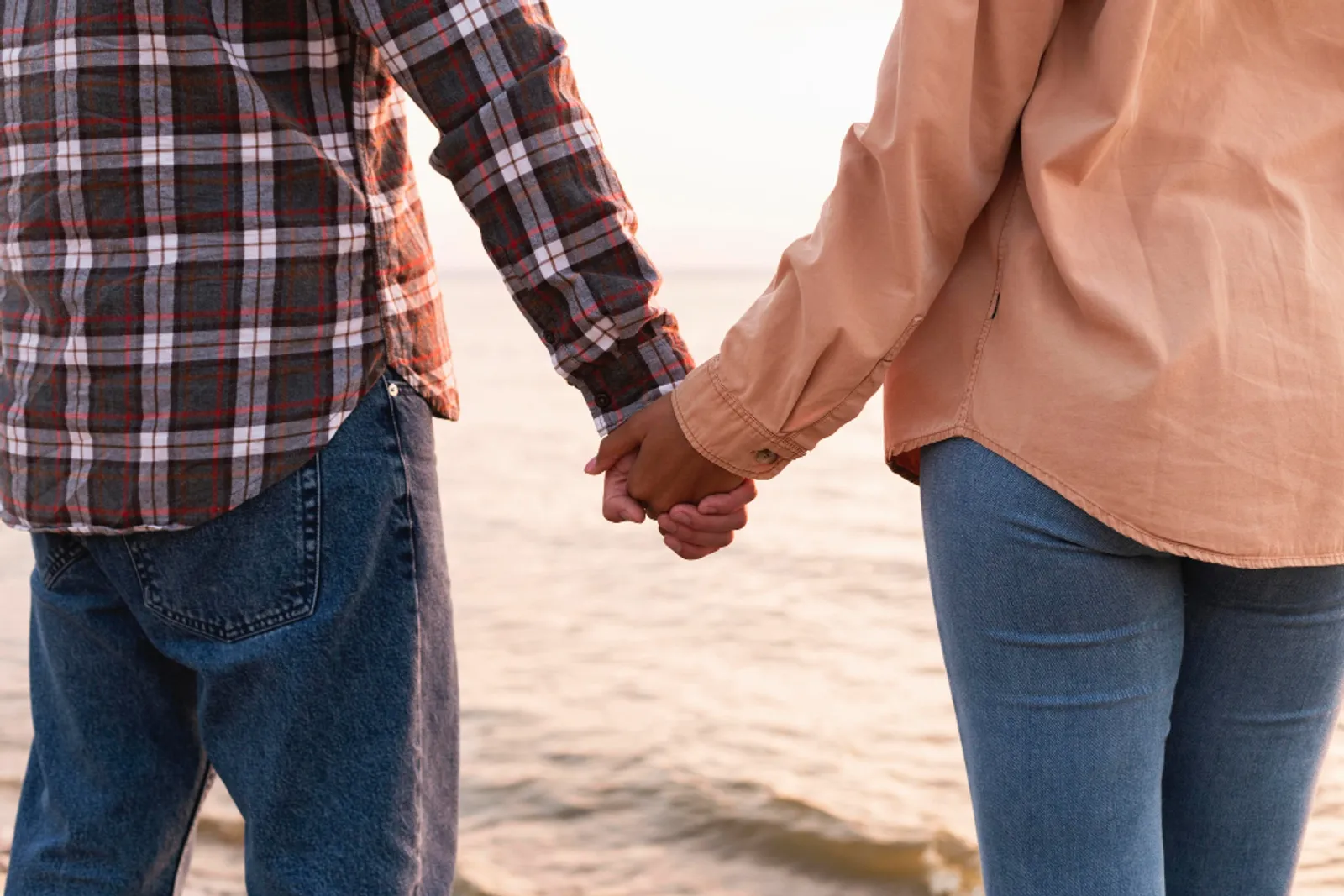 9 Tanda Penurunan Keintiman dalam Hubungan Pernikahan