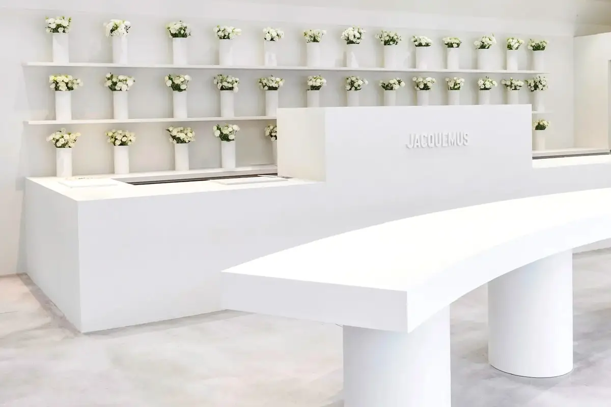 Jacquemus Hadirkan Pop-Up Store Berbentuk Tas Raksasa di Seoul