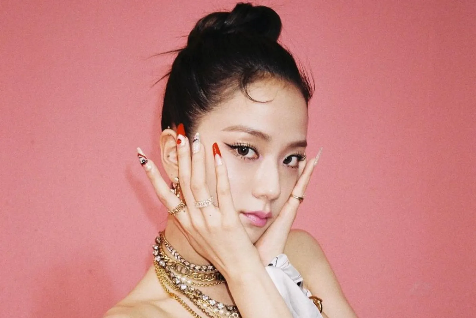 Penampilan Jisoo ‘BLACKPINK’ Berpulaskan Glam Look 