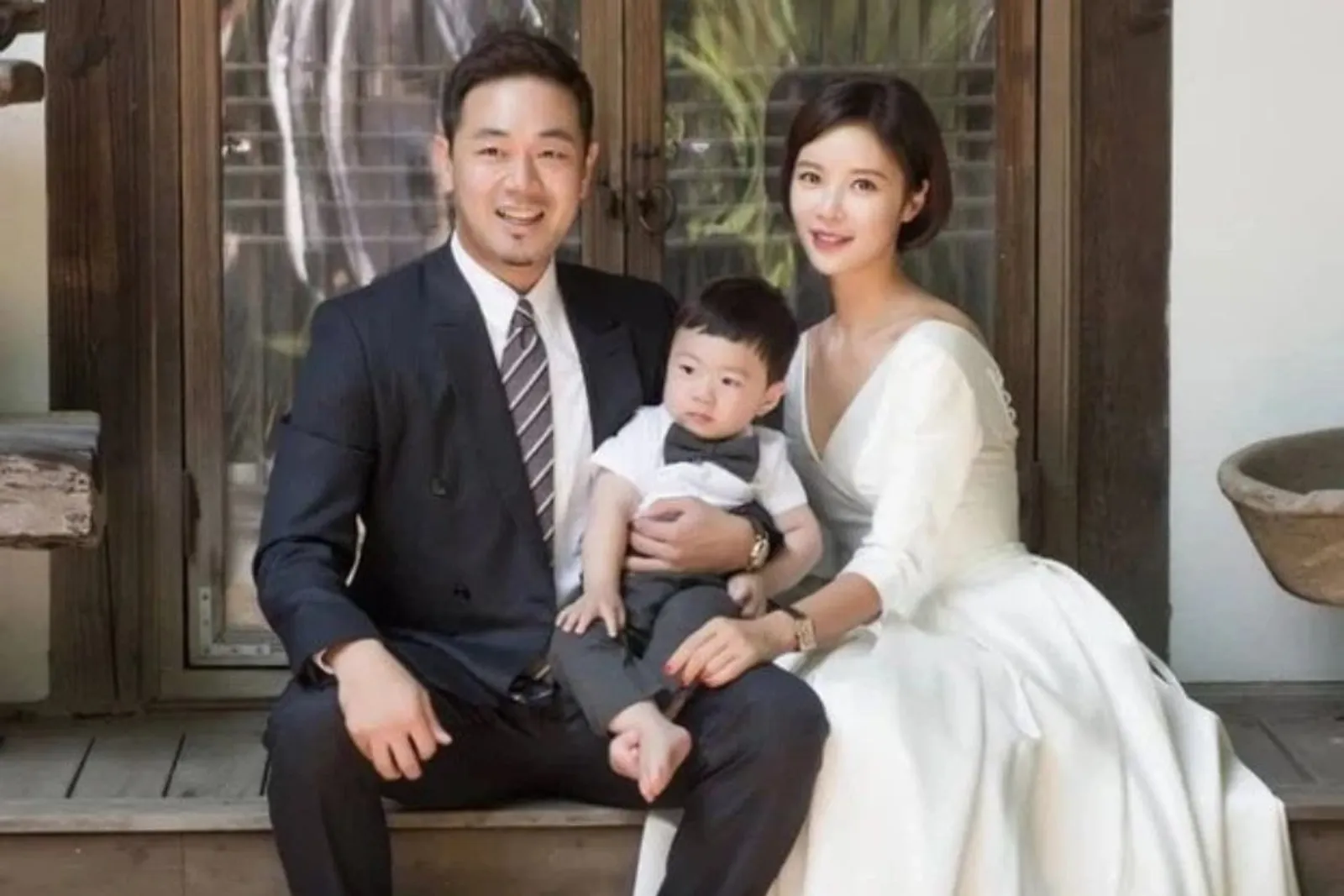 Kisah Cinta Hwang Jung Eum & Suami, Sempat Cerai dan Rujuk Lagi