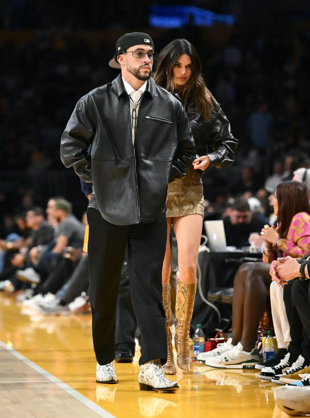 Inspirasi Outfit Couple dari Kendall Jenner dan Bad Bunny