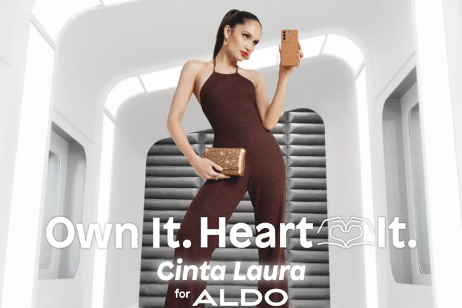 Cinta Laura Kiehl Bintangi Campaign Terbaru ALDO 'OWN IT. HEART IT'