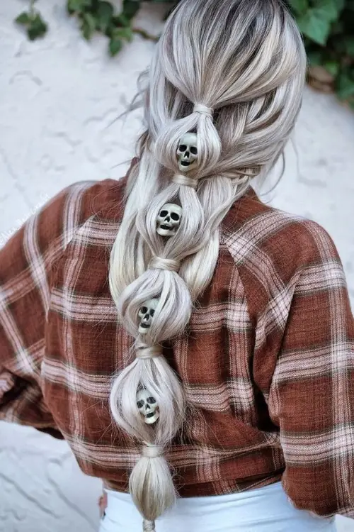 Halloween Hairstyle yang Bikin Look jadi Spooky nan Unik