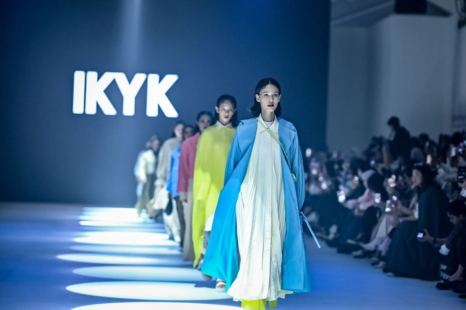 Fashion Show 3MONGKIS, COTTONINK dan IKYK yang Penuh Warna di JFW 2024