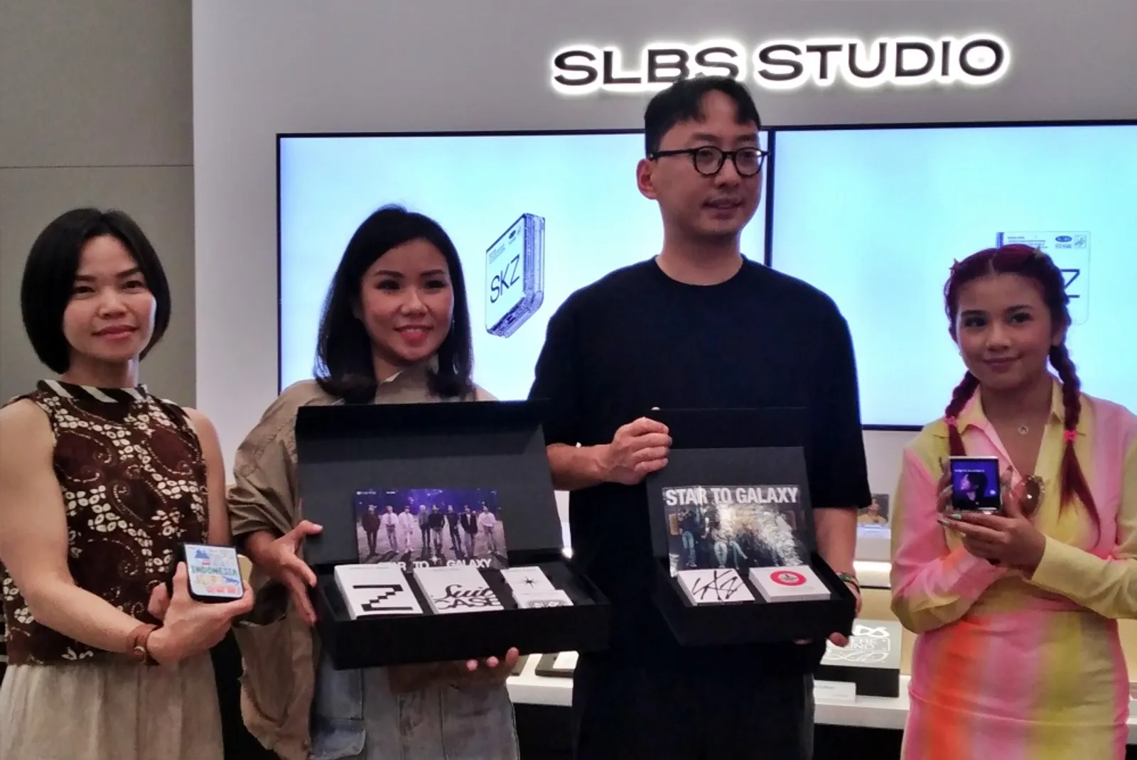 Luncurkan Aksesoris Stray Kids, Samsung Buka SLBS Studio Jakarta