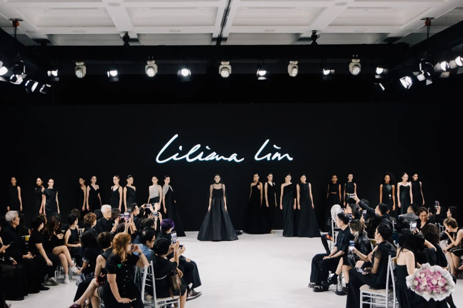 Liliana Lim Comeback Melalui Koleksi ‘RESURGENCE’