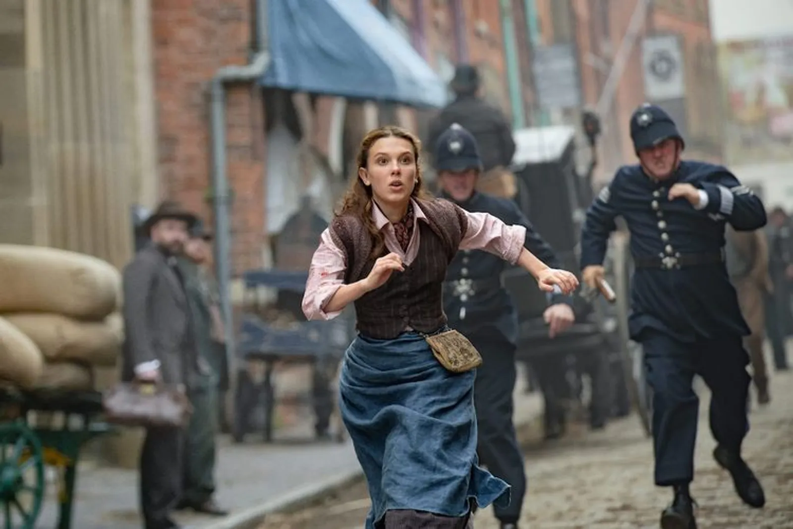 Masih Dalam Pengembangan, 'Enola Holmes' Resmi Lanjut Film Ketiga
