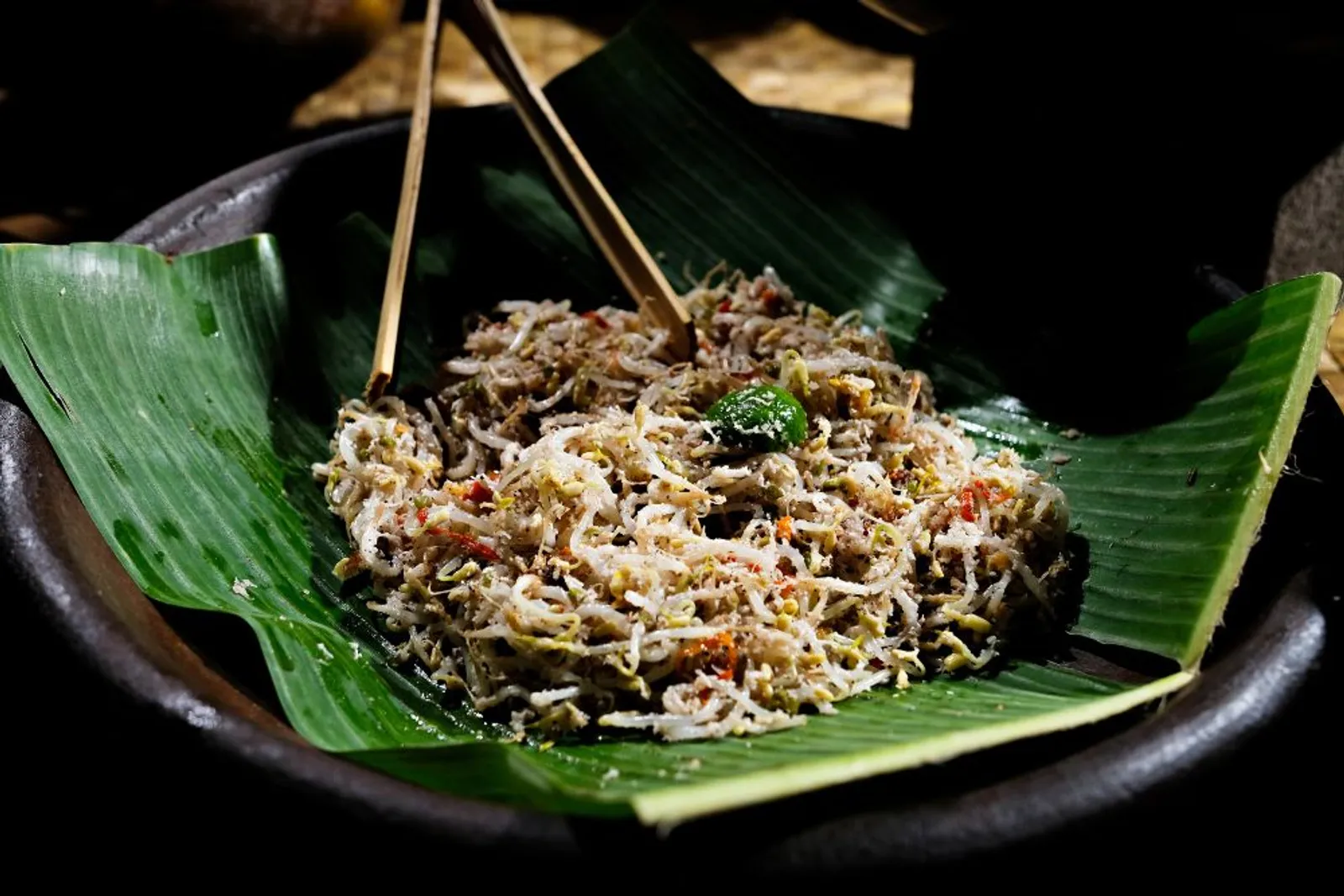 10 Rekomendasi Lauk Nasi Kuning Dari Berbagai Daerah Indonesia