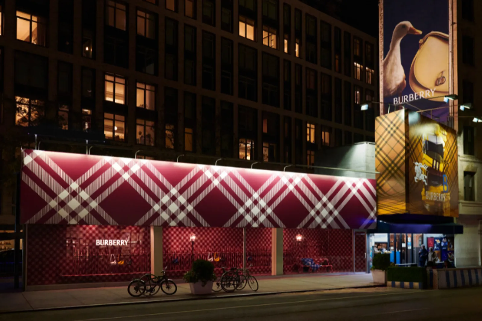 Burberry Hadirkan Knight Bar, Project Burberry Streets di New York