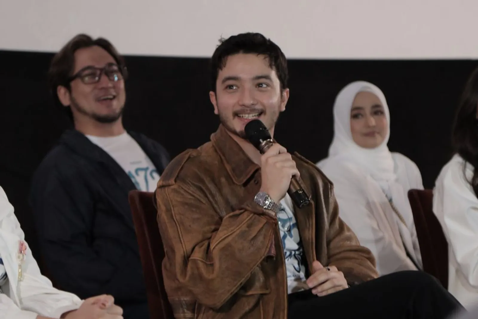 Haru! Film '172 Days' Sajikan Kisah Cinta Nadzira Shafa & Amer Azzikra