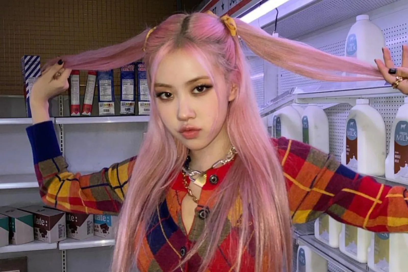 7 Warna Rambut Rosé 'BLACKPINK', Orange hingga Blonde