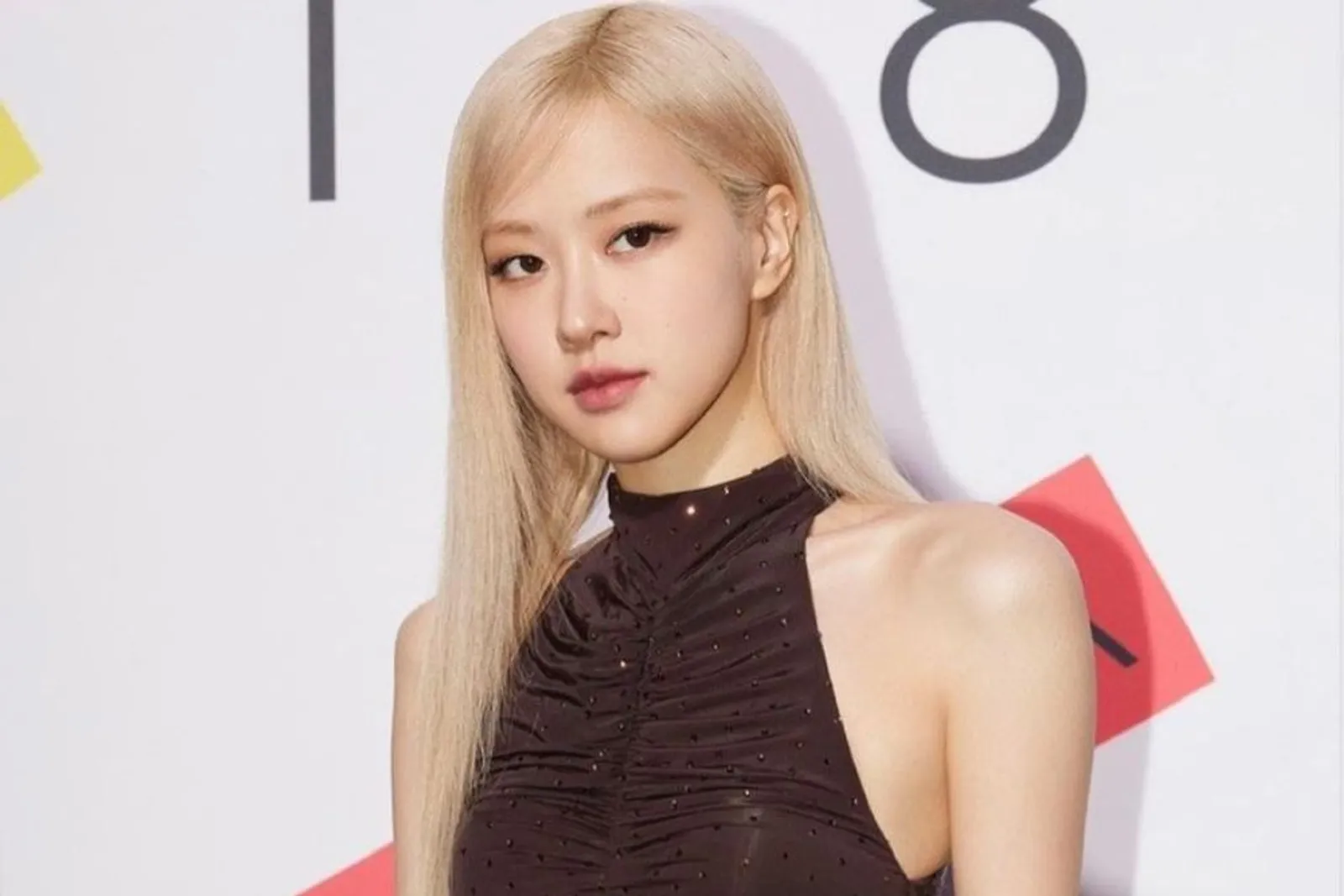 7 Warna Rambut Rosé 'BLACKPINK', Orange hingga Blonde