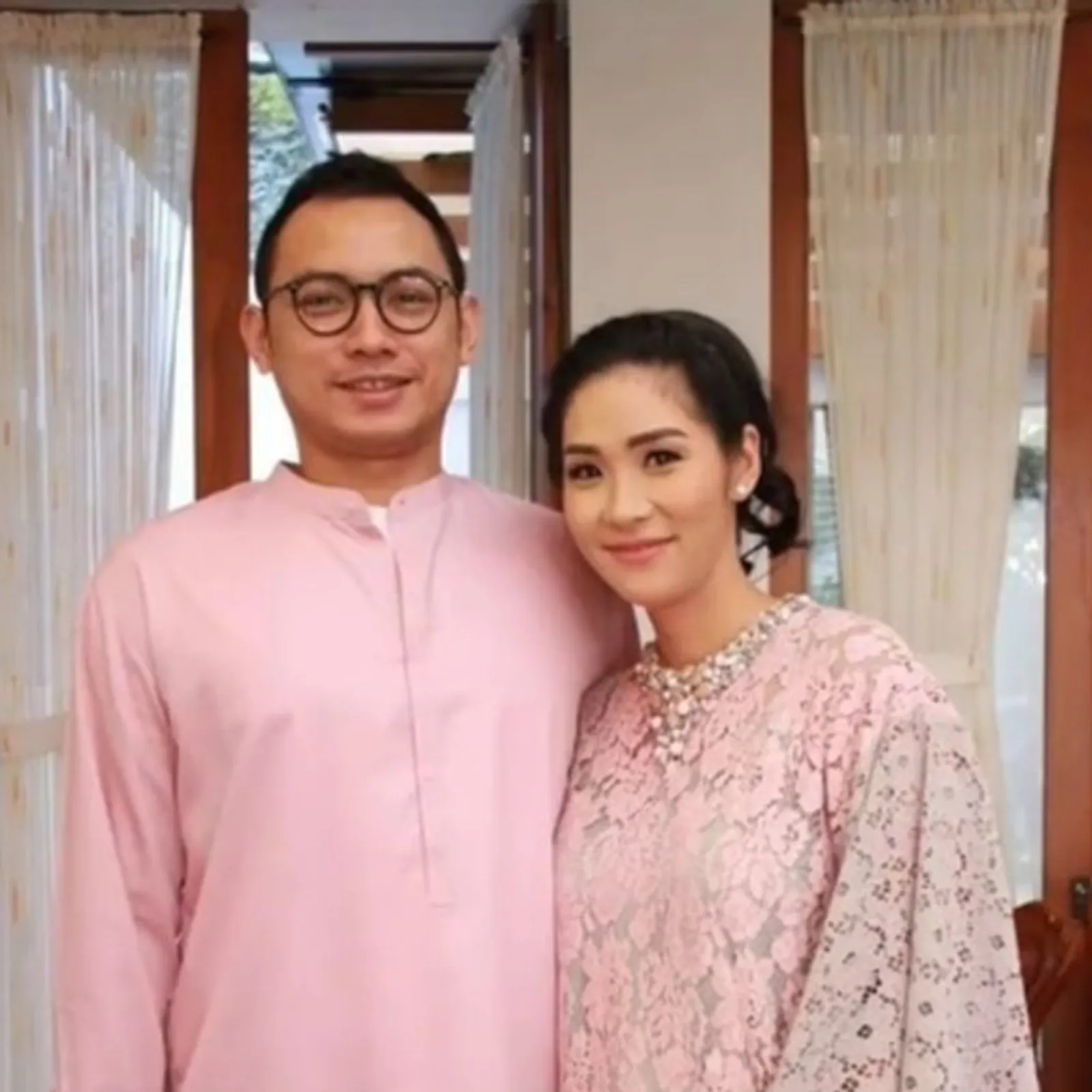 Sebelum Nikahi BCL, Ini Kisah Asmara Tiko Aryawardhana & Mantan Istri