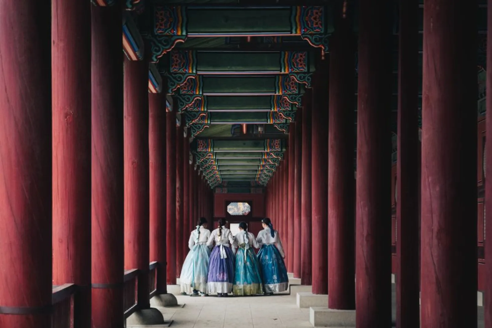 Harga Tiket Istana Gyeongbokgung, Tempatnya Foto dengan Hanbok Cantik