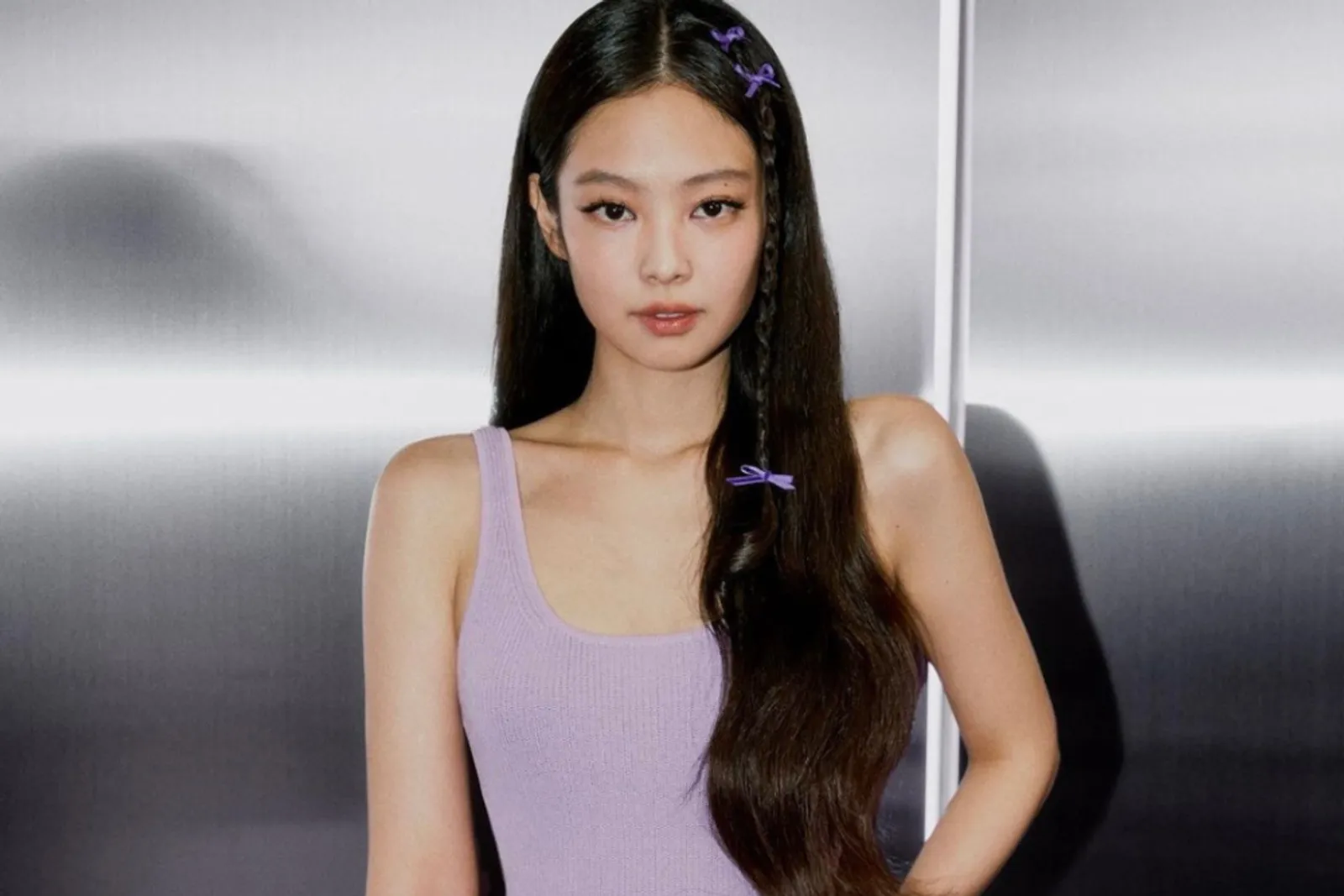 Selalu Memesona, Intip Berbagai Makeup Look ala Jennie 'BLACKPINK'