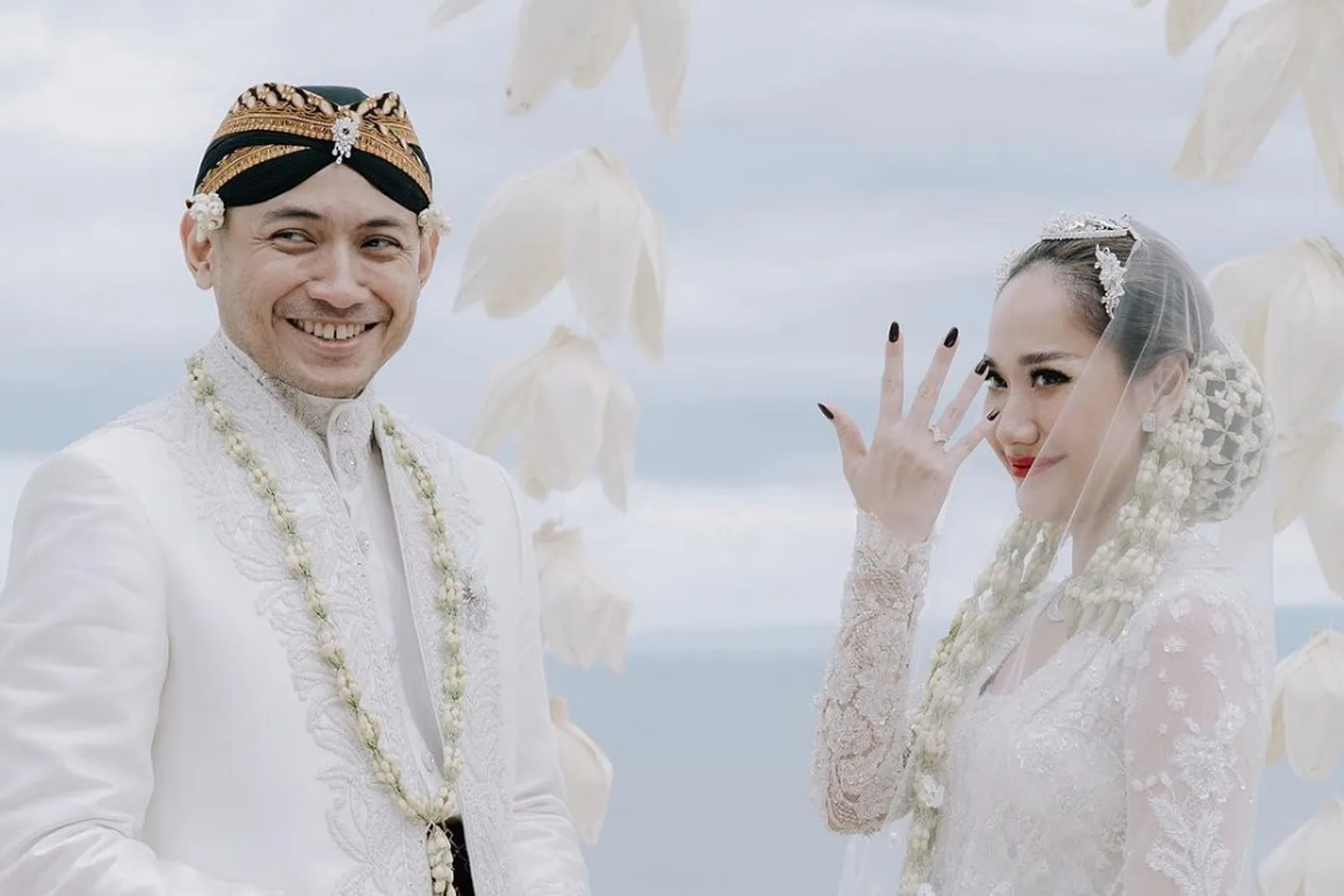 Bikin Kaget! 9 Artis Indonesia Ini Tiba-Tiba Menikah di Tahun 2023