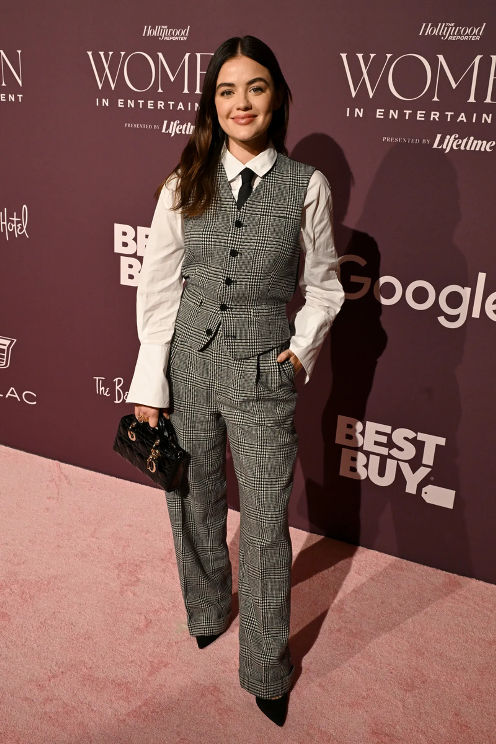 Gaya Seleb yang Hadir di The Hollywood Reporter Women Gala 2023