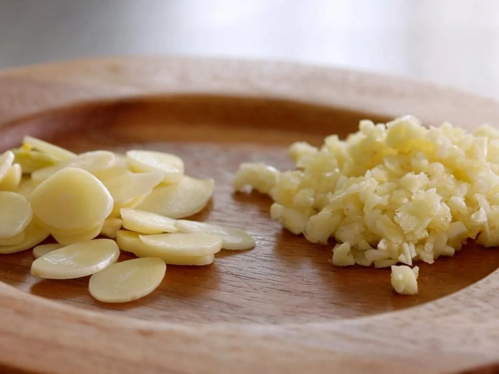 8 Kesalahan Mengolah Bawang Putih yang Pengaruhi Cita Rasa Makanan