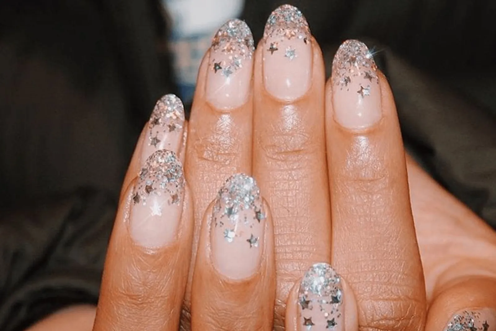 9 Inspirasi Gaya Nail Art Korean Style, Tampil Layaknya Idol Kpop