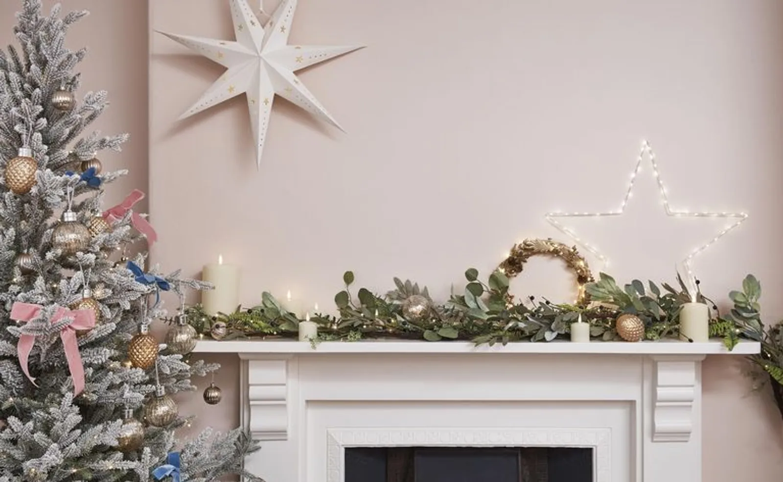 11 Inspirasi Dekorasi Natal untuk Ruang Tamu yang Memikat Hati