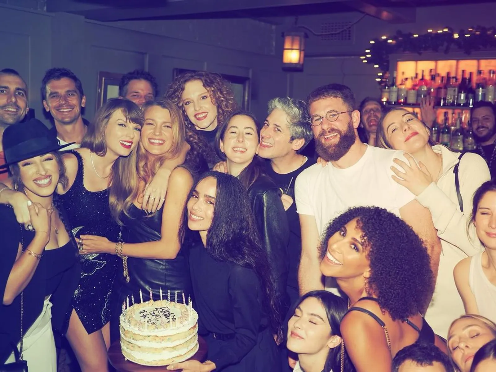 Gaya Taylor Swift Rayakan Birthday Dinner di New York