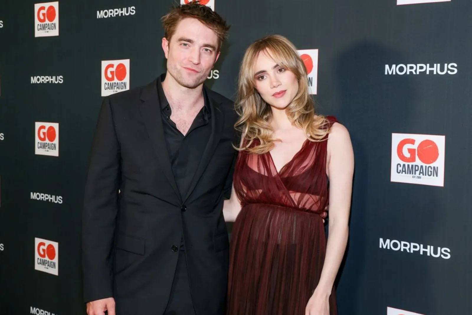 Robert Pattinson dan Suki Waterhouse Tunangan Usai Hamil, Ini Faktanya