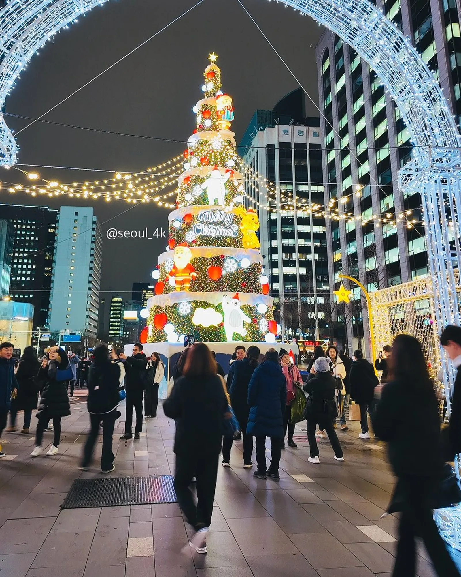 Tradisi Natal di Korea Selatan, Bukan Memberi Kado Tapi Uang