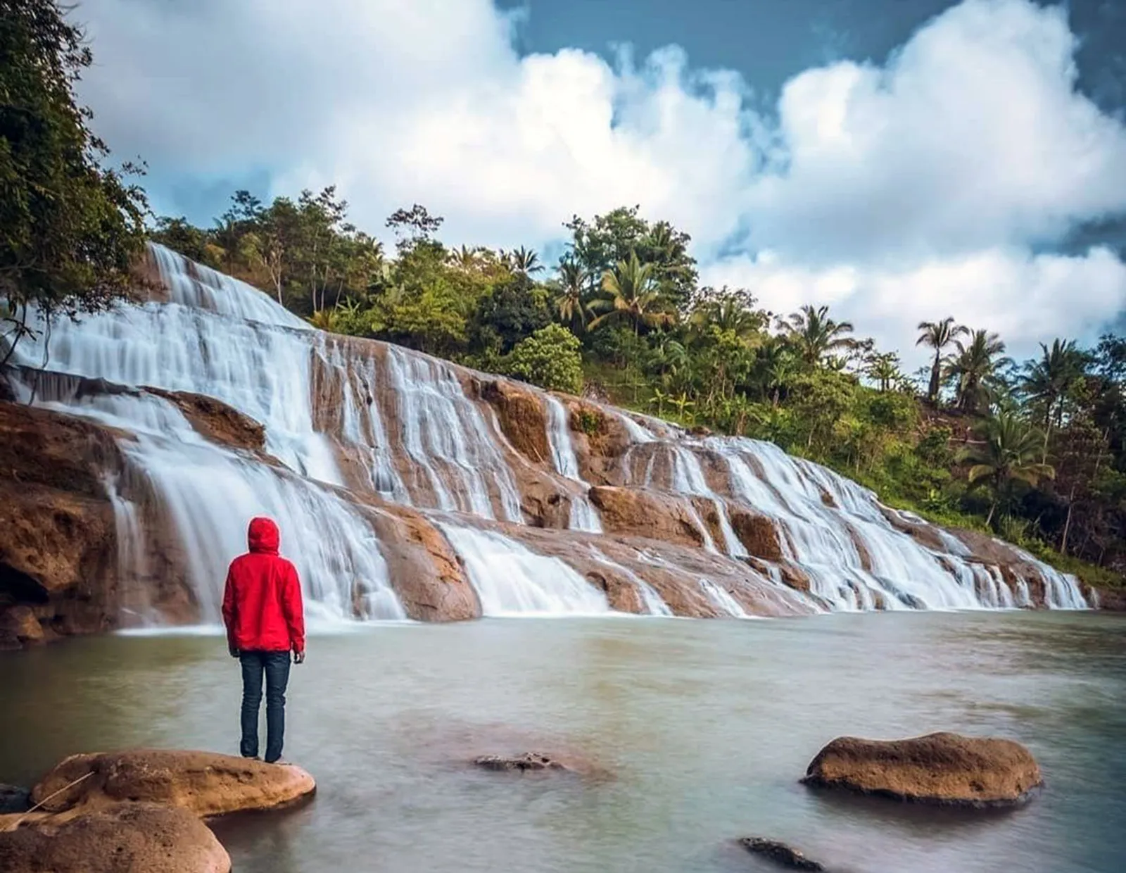 8 Wisata Alam di Tasikmalaya, Seru dan Berkesan