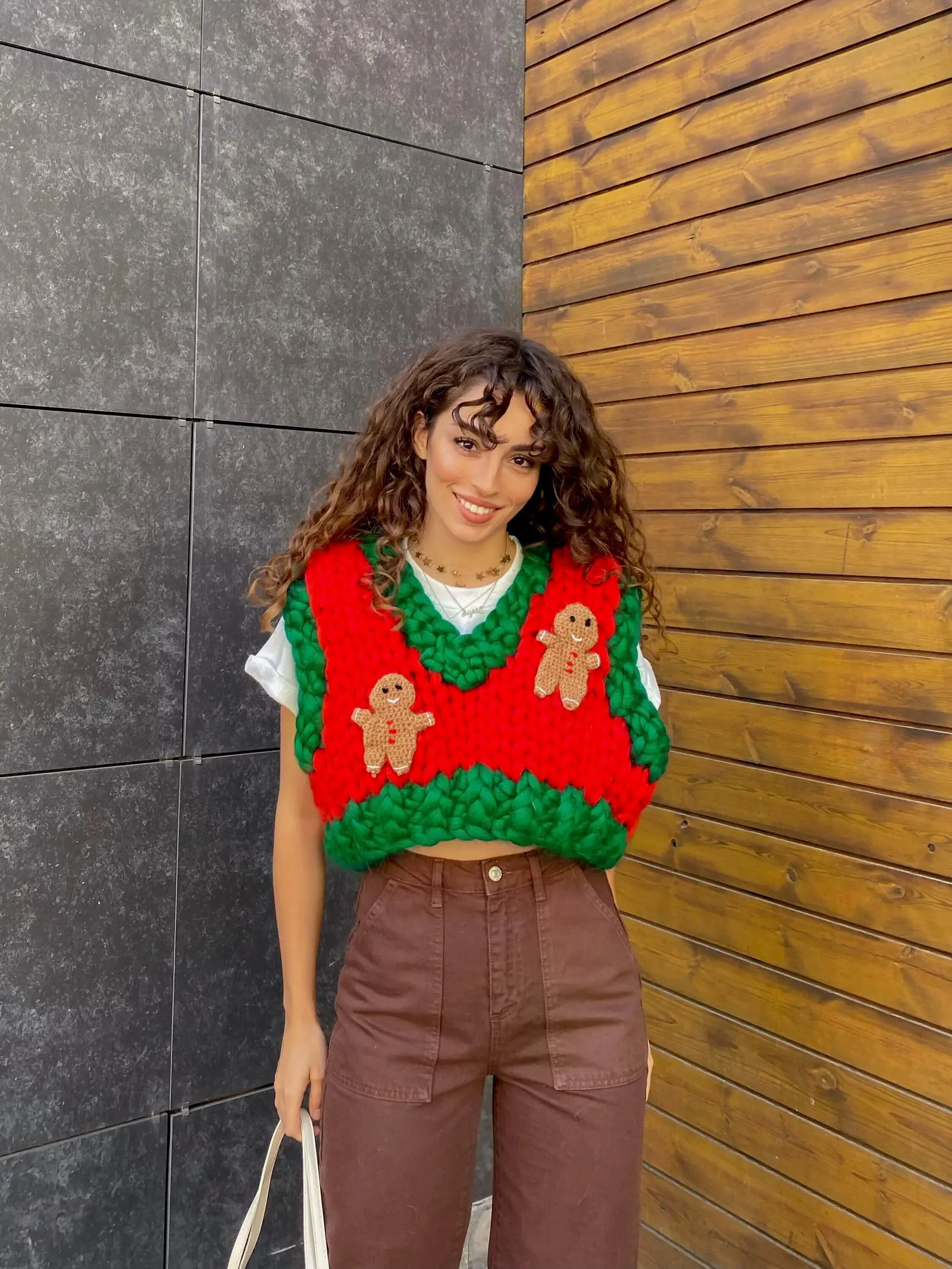 Inspirasi Outfit Natal a La Gen Z, Tampil Kekinian!