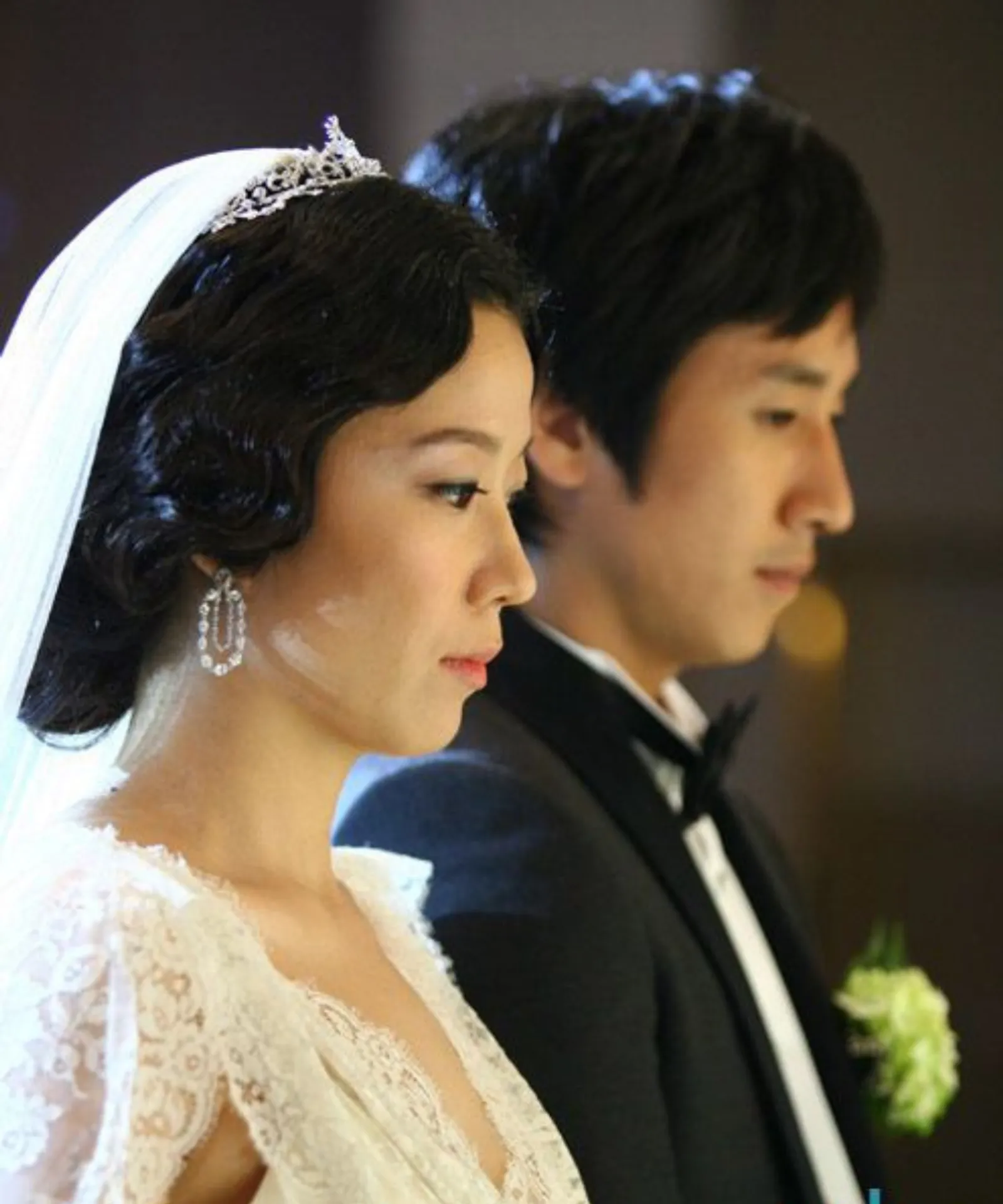 10 Potret Kenangan Lee Sun Kyun dan Istri Sebelum Meninggal Dunia