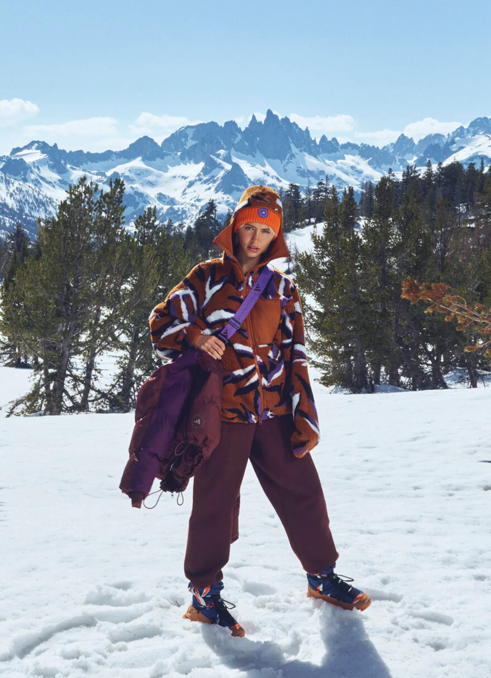 adidas by Stella McCartney Rilis Pakaian Ski yang Modis & Futuristik