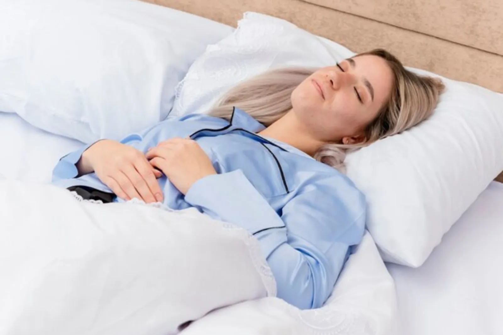 5 Manfaat Tidur Tidak Menggunakan CD dan BH untuk Perempuan