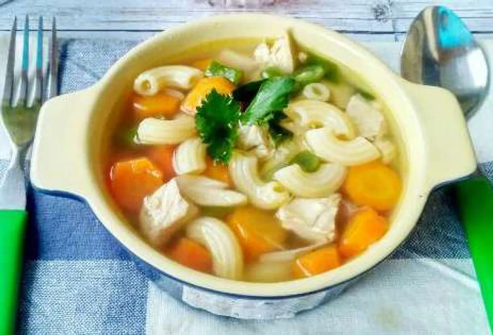 Ini Resep Sup Makaroni Sederhana Khas Rumahan